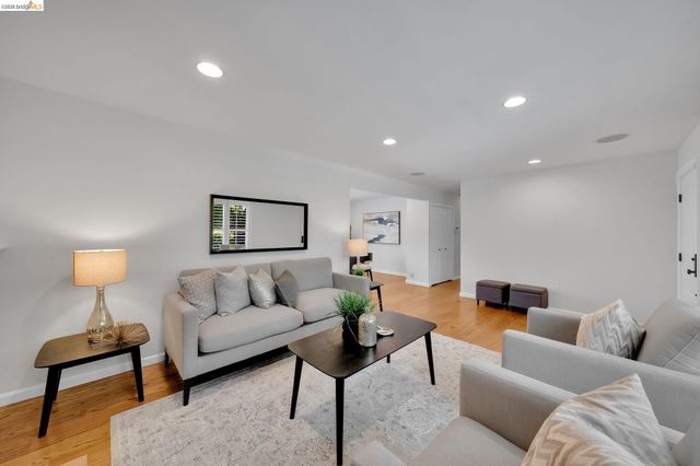 1131 Camino Tassajara, Danville, CA 94526
