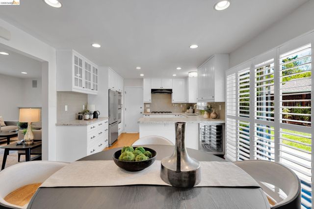1131 Camino Tassajara, Danville, CA 94526