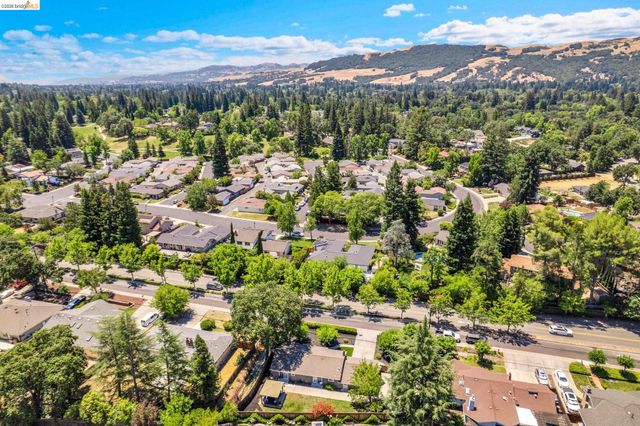 1131 Camino Tassajara, Danville, CA 94526