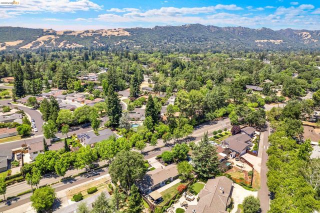 1131 Camino Tassajara, Danville, CA 94526