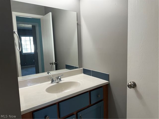 5444 Som Center Road, Willoughby, OH 44094