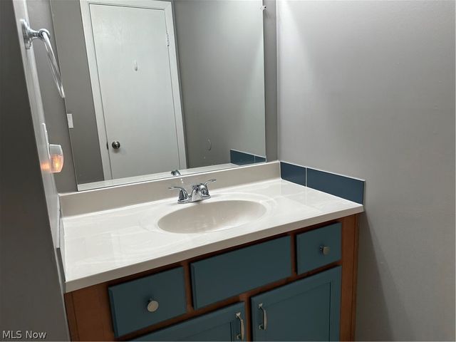 5444 Som Center Road, Willoughby, OH 44094