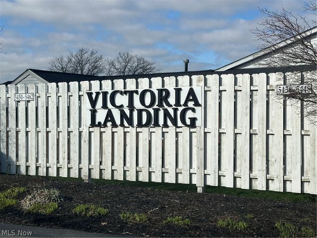 5444 Som Center Road, Willoughby, OH 44094