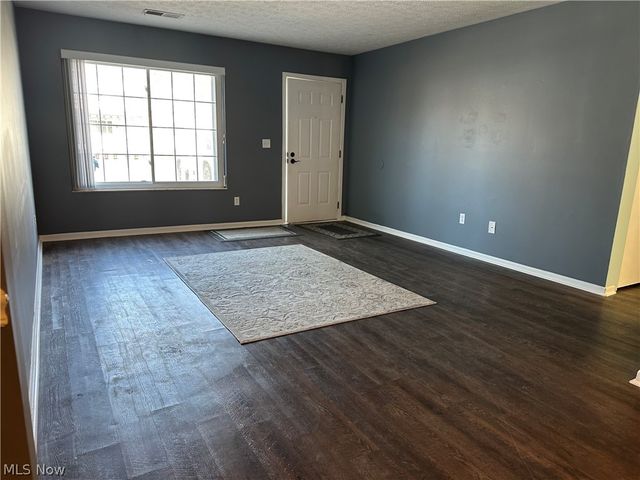 5444 Som Center Road, Willoughby, OH 44094