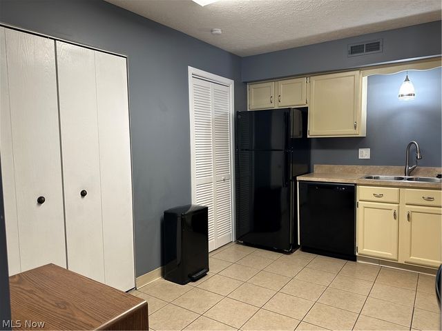 5444 Som Center Road, Willoughby, OH 44094