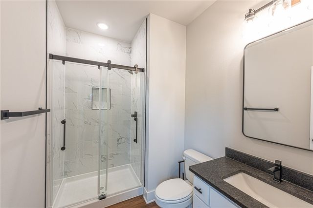 952 S Laramie Heights, Fayetteville, AR 72704