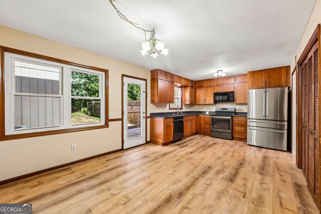 6060 Sand Wedge Circle NW, Kennesaw, GA 30144