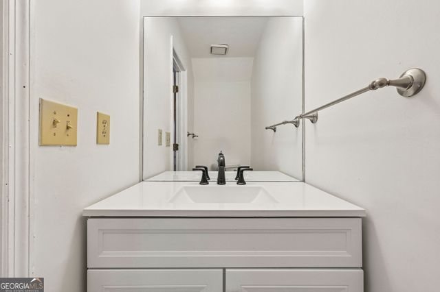 6060 Sand Wedge Circle NW, Kennesaw, GA 30144