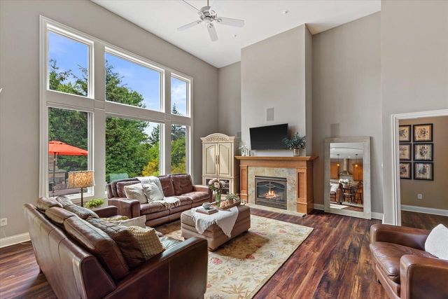 1822 Coach House COURT, Racine, WI 53406