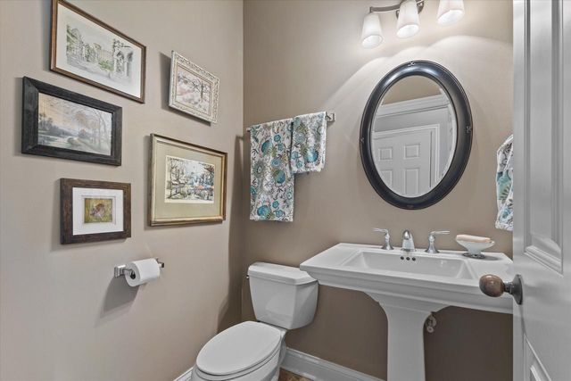 1822 Coach House COURT, Racine, WI 53406
