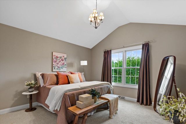 1822 Coach House COURT, Racine, WI 53406