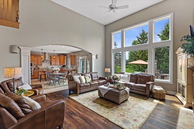 1822 Coach House COURT, Racine, WI 53406