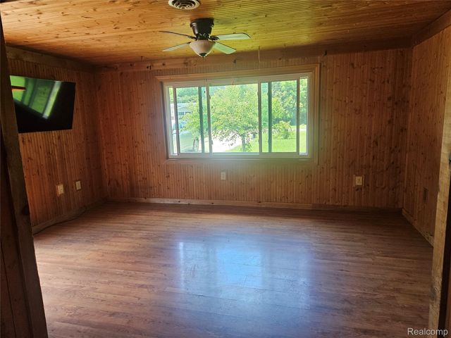 209 Park Street, Gaines Township, MI 48436