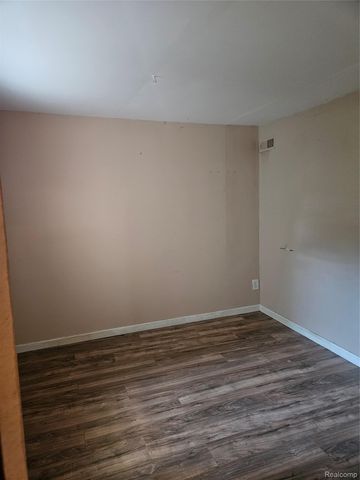 209 Park Street, Gaines Township, MI 48436