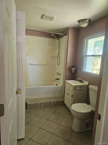 209 Park Street, Gaines Township, MI 48436