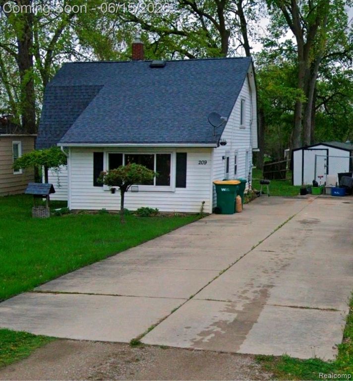 209 Park Street, Gaines Township, MI 48436