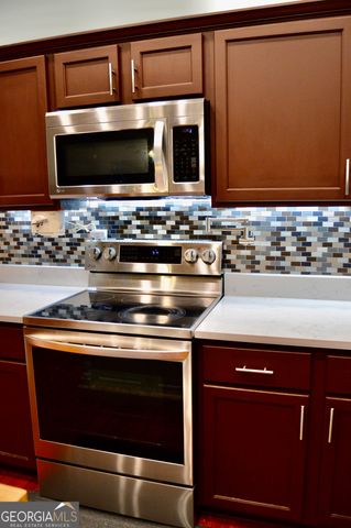 817 Brookside Drive, Winder, GA 30680