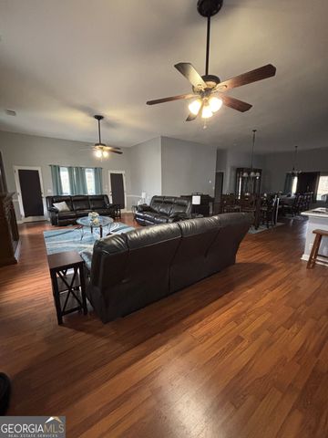 817 Brookside Drive, Winder, GA 30680