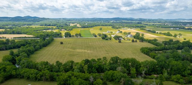 2393 Trousdale Ferry Pike, Lebanon, TN 37087