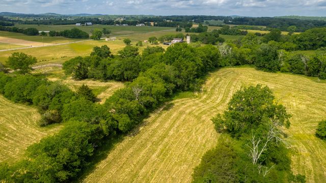 2393 Trousdale Ferry Pike, Lebanon, TN 37087