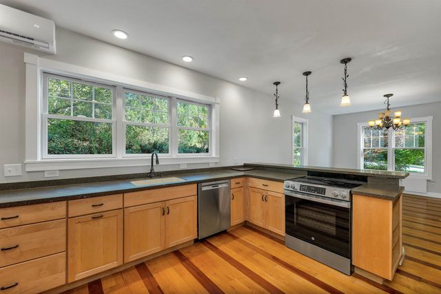 3 Kensington Road, Concord, NH 03301