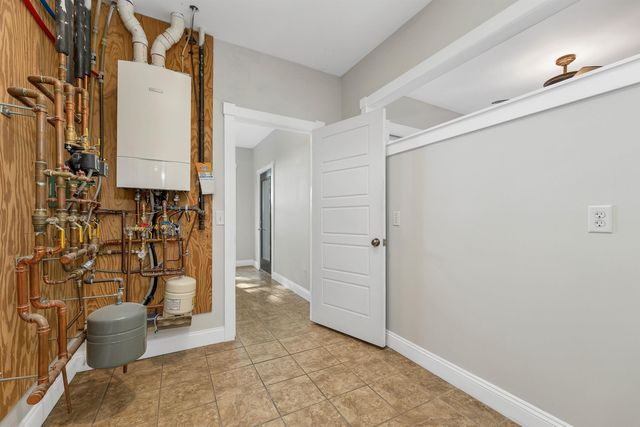 3 Kensington Road, Concord, NH 03301