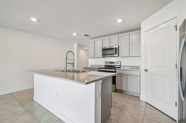 1353 OCEAN SPRAY DRIVE, Ruskin, FL 33570