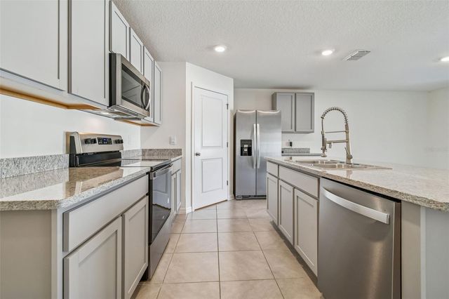 1353 OCEAN SPRAY DRIVE, Ruskin, FL 33570