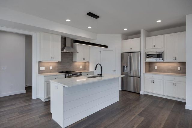 3149 Hope Street, Sun Prairie, WI 53590