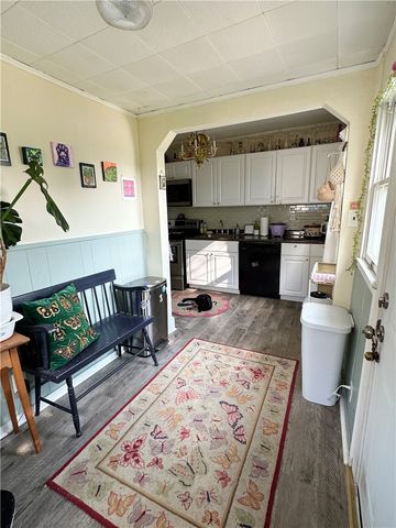 3113 Pawtucket Avenue, East Providence, RI 02915