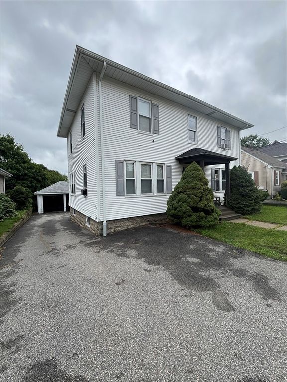 3113 Pawtucket Avenue, East Providence, RI 02915