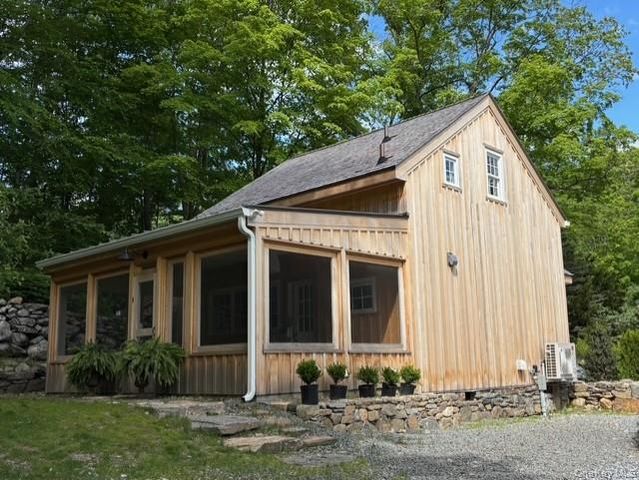 38-A Creemer Road, Armonk, NY 10504