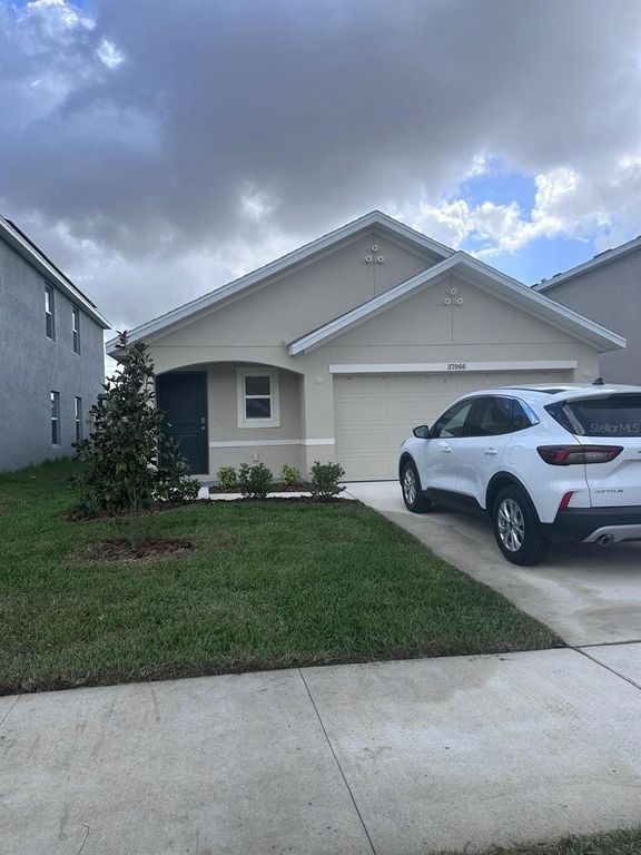 37066 KINGS CROWN DRIVE, Zephyrhills, FL 33541
