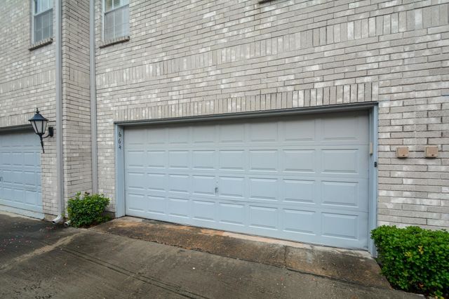 664 Wilcrest 664, Houston, TX 77042