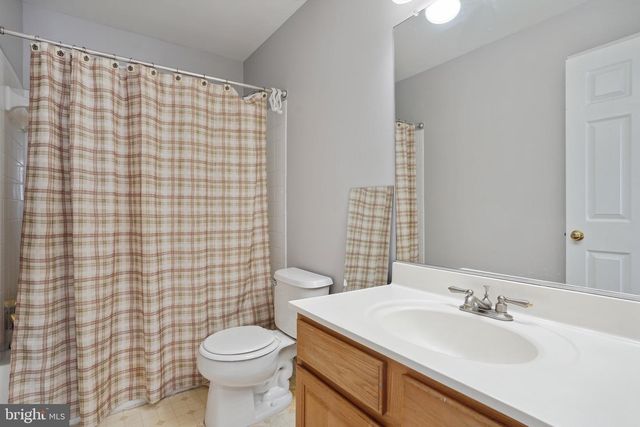 4957 BREEZE WAY, Dumfries, VA 22025