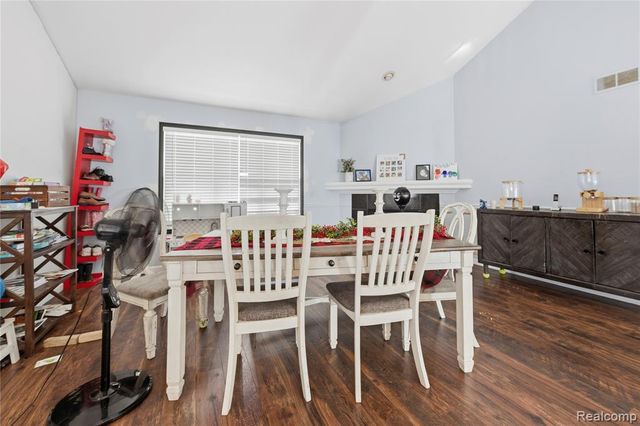 24768 Christina Drive, Flat Rock, MI 48134