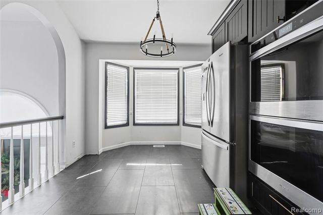 24768 Christina Drive, Flat Rock, MI 48134