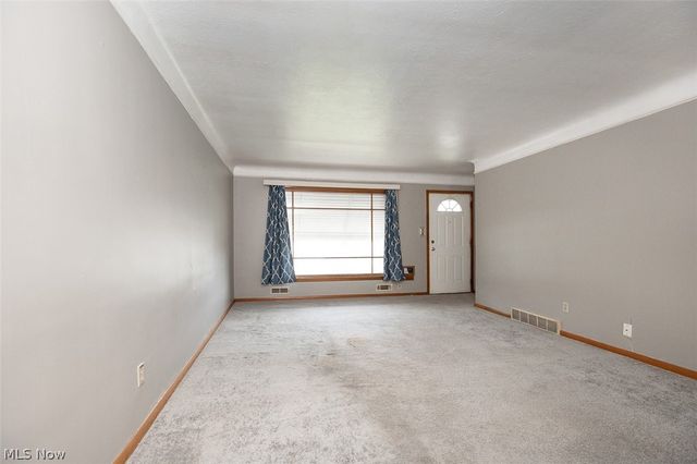 5531 Briarcliff Drive, Garfield Heights, OH 44125