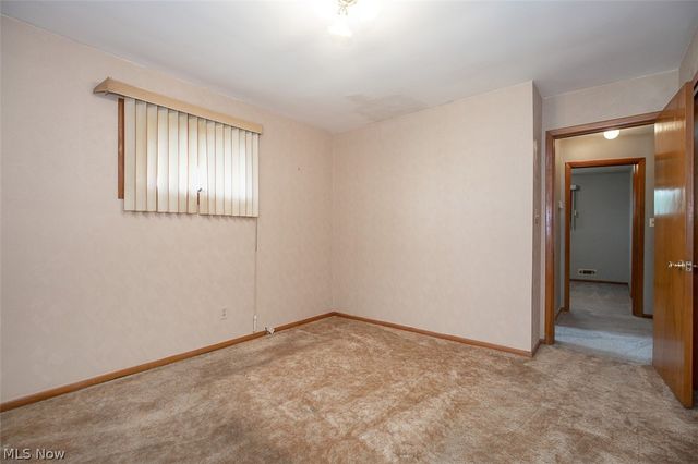 5531 Briarcliff Drive, Garfield Heights, OH 44125