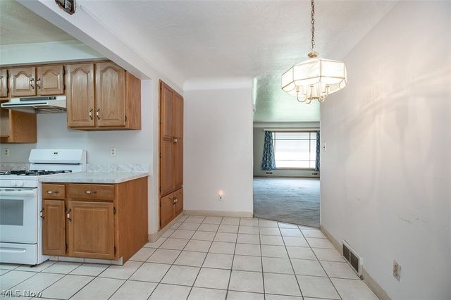 5531 Briarcliff Drive, Garfield Heights, OH 44125