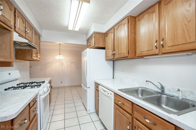 5531 Briarcliff Drive, Garfield Heights, OH 44125