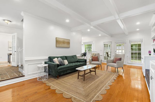 946 Melrose Drive, Charleston, SC 29414
