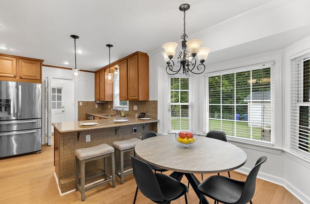946 Melrose Drive, Charleston, SC 29414