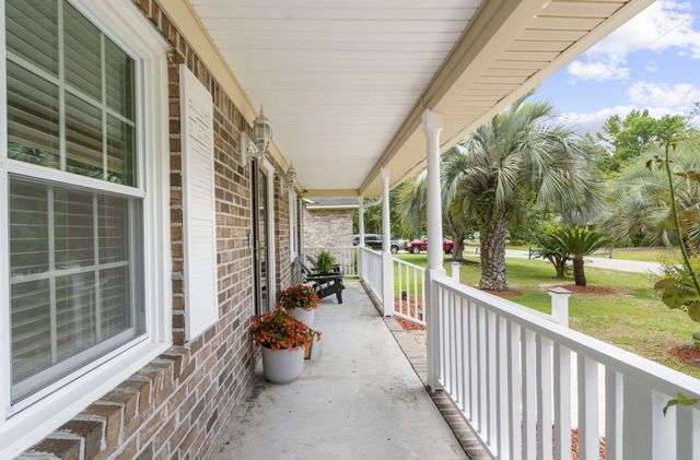 946 Melrose Drive, Charleston, SC 29414