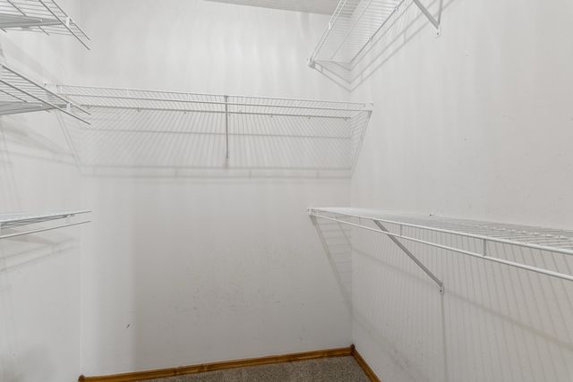 3839 W Village Terrace, Springfield, MO 65810