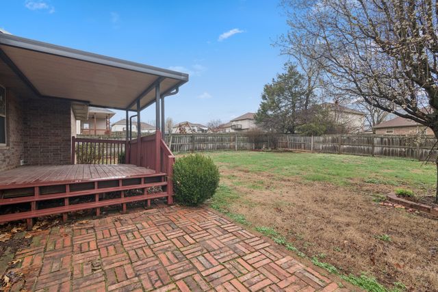 3839 W Village Terrace, Springfield, MO 65810