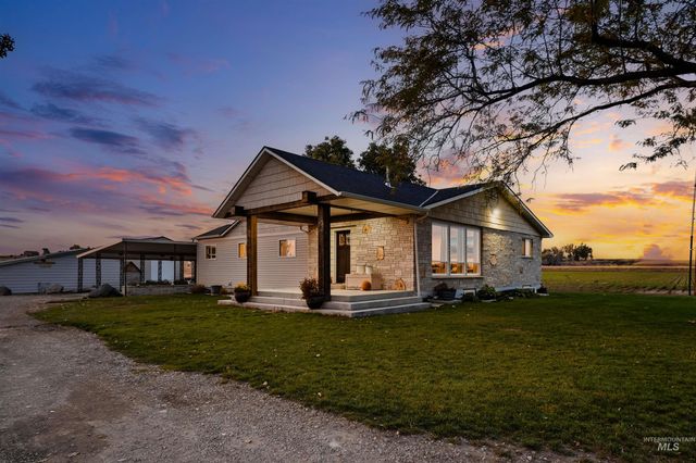 28627 Emmett Rd, Caldwell, ID 83607
