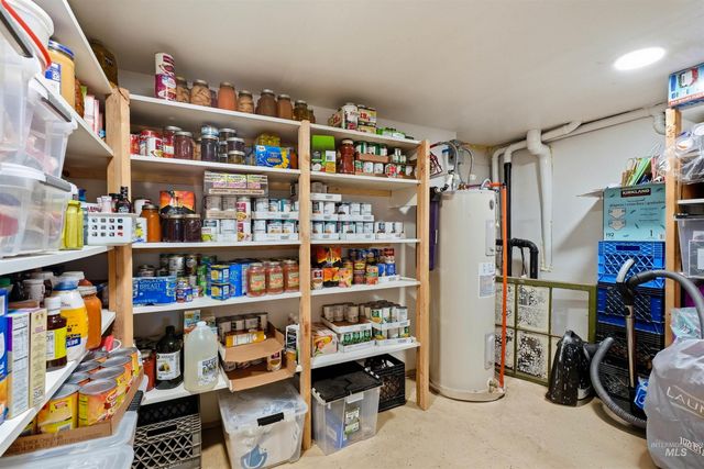 28627 Emmett Rd, Caldwell, ID 83607