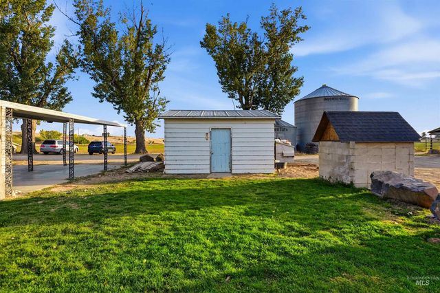 28627 Emmett Rd, Caldwell, ID 83607