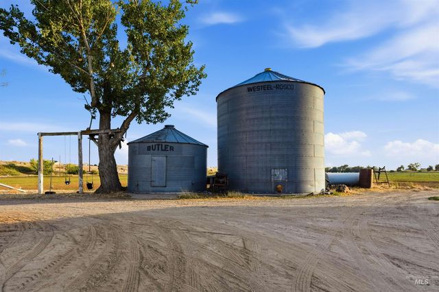 28627 Emmett Rd, Caldwell, ID 83607